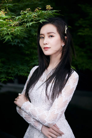 8一18女性真人外阴