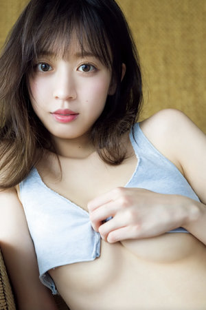 小老婆徹底露臉近距離顏射吞精