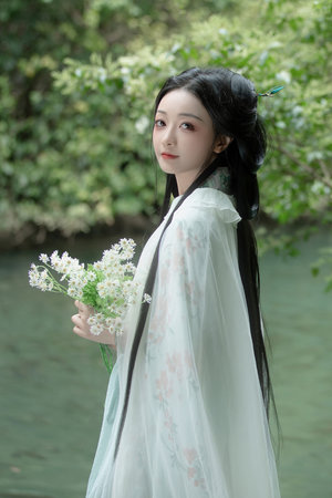 堕落女教师在线观看