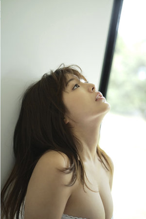 在满身奶水的佐佐木明希