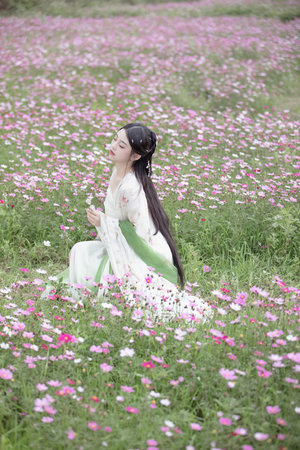 在办公室撅着调教羞辱h