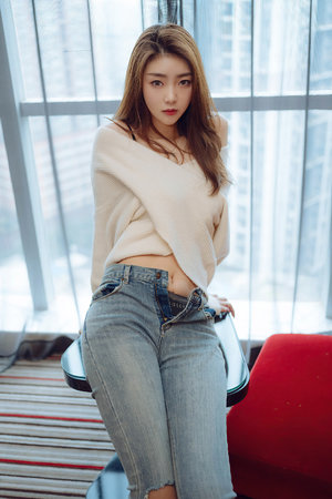 少妇偷倩打野战高潮