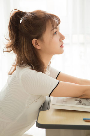 来袭!离婚回家把身体给了单身老爸