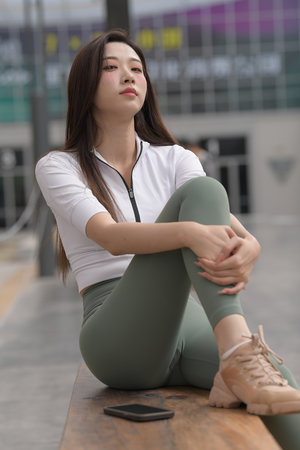 女人趴开让男人诵30分钟