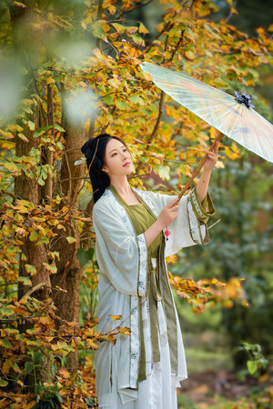 我和鬼变成了家人免费观看完整版